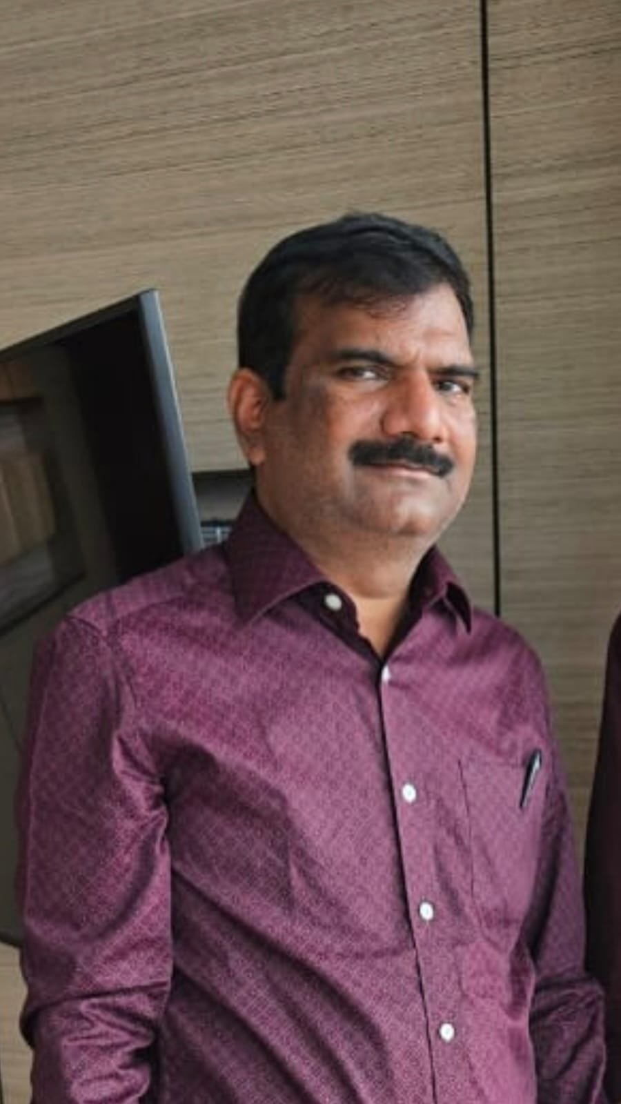 Rs 2 crore cash seized in ACB raids on Telangana official (Lead)