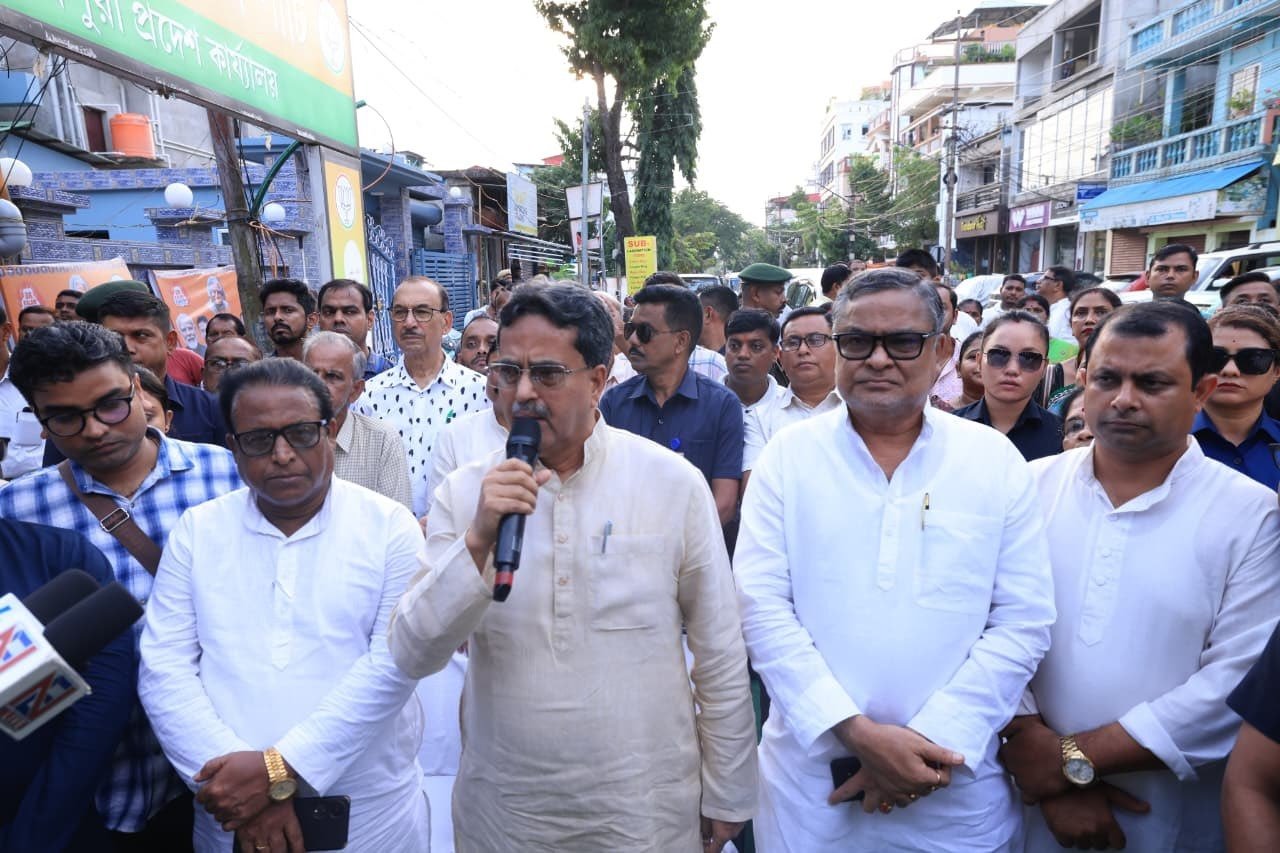 After Rs 5 crore aid by Tripura govt, BJP sends relief to flood-hit Himachal Pradesh