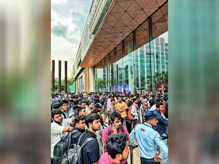 Al may drive 20% revenue deflation in IT services over CY25-30: Jefferies