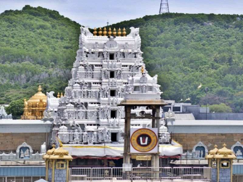 All major temples in Andhra, Telangana shut for lunar eclipse