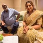 Anupam Kher enjoys a magical encounter with Shreya Ghoshal & M M Keeravani