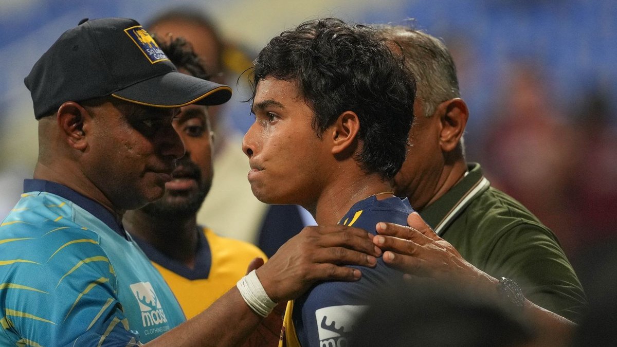 Asia Cup: Dunith Wellalage to rejoin Sri Lanka squad after paying last respects to father 1 Asia Cup: Dunith Wellalage to rejoin Sri Lanka squad after paying last respects to father