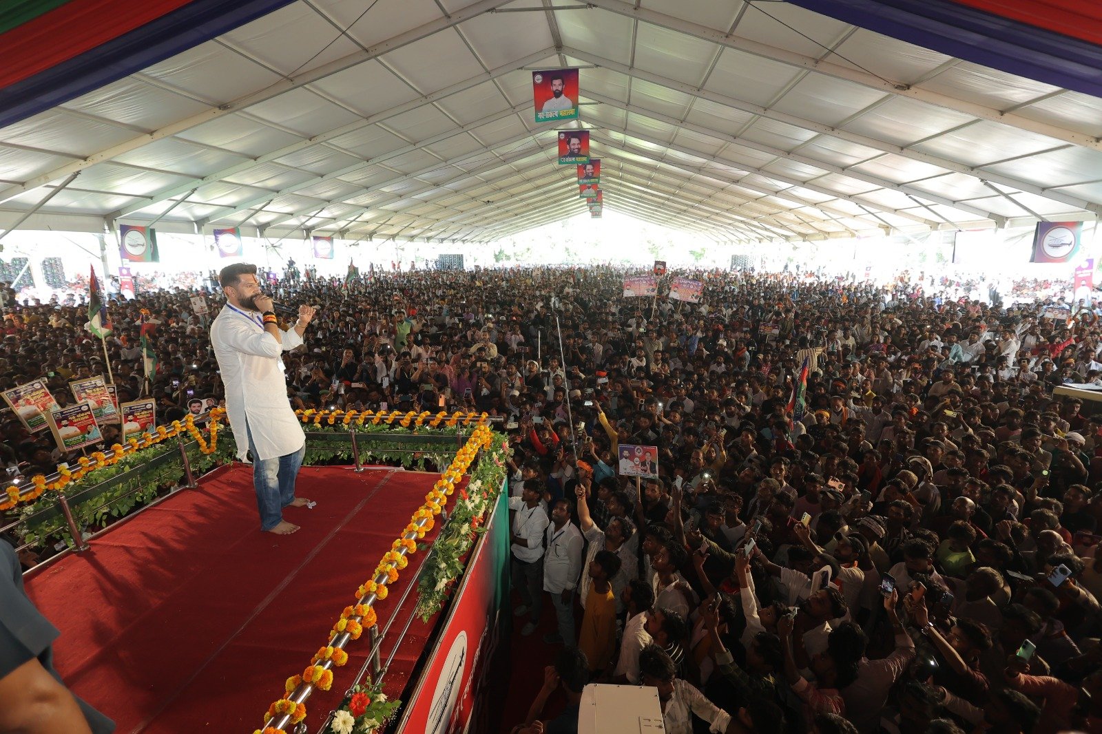 Bihar: Chirag Paswan targets RJD-Congress at Nav Sankalp Mahasabha