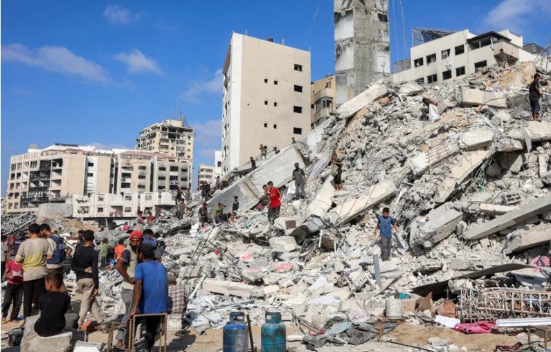 Gaza City residents refuse to leave as Israel announces new 'humanitarian zone', expands military operations