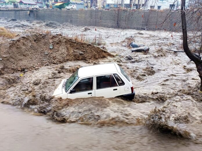 Himachal monsoon death toll rises to 424; 242 rain-related, 182 in road accidents: SDMA