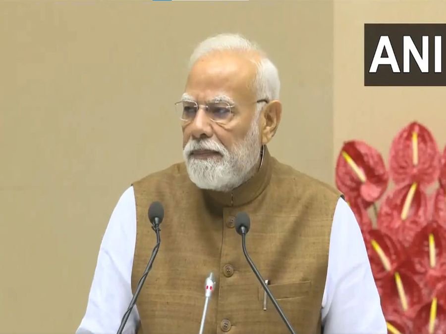 Indian knowledge tradition is rich as based on preservation, innovation, addition and adaptation: PM Modi