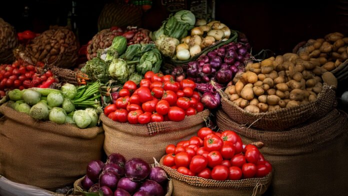 Inflation likely to settle at 2 pc in Aug as food prices cool: Report