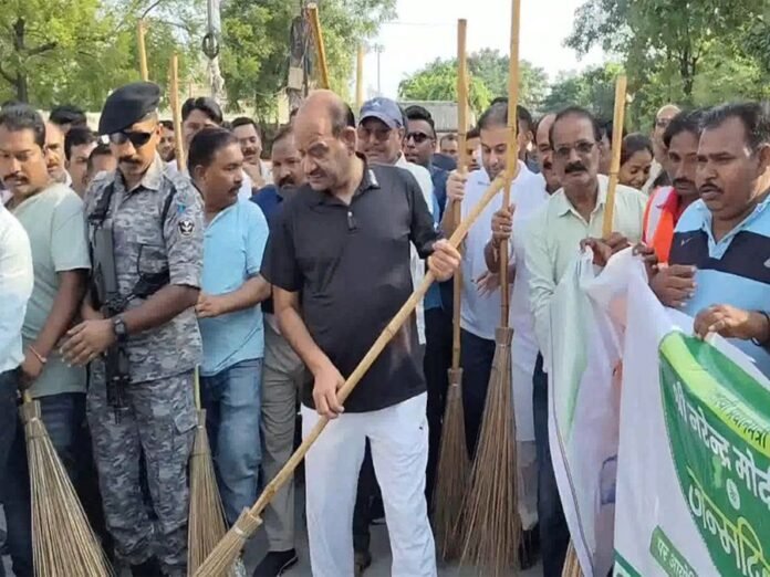 Lok Sabha Speaker Om Birla participates in cleanliness drive in Kota on PM Modi’s 75th birthday