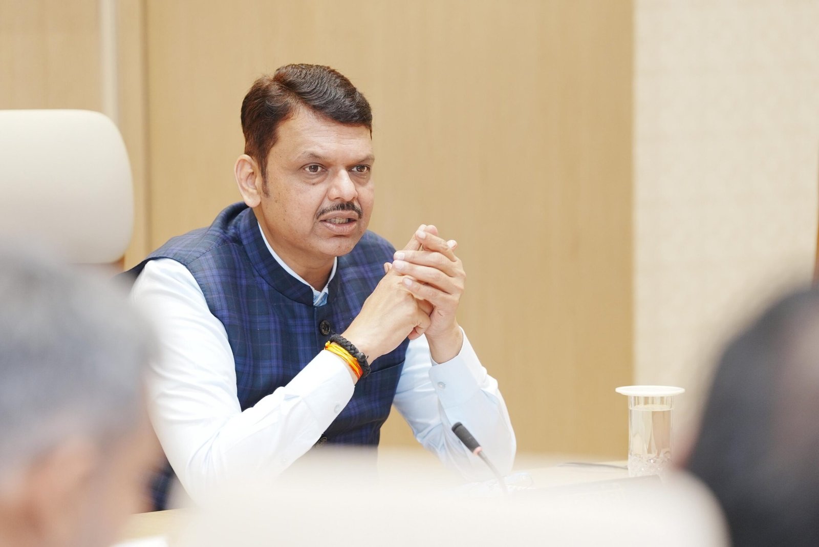 Maha CM to develop a comprehensive policy for cancer treatment