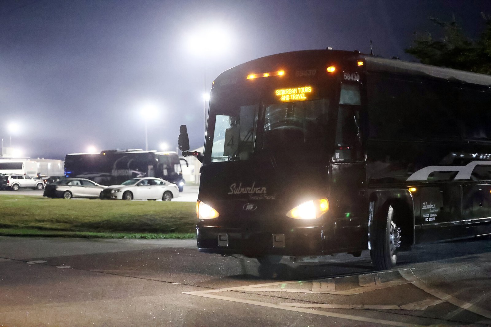 More than 310 South Koreans released week after detention in US immigration crackdown