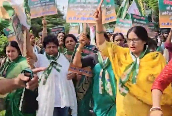 NDA's Bihar bandh today over insult to PM Modi's mother