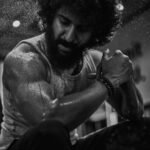 Natural Star Nani posts picture of his beefed-up look for 'The Paradise'