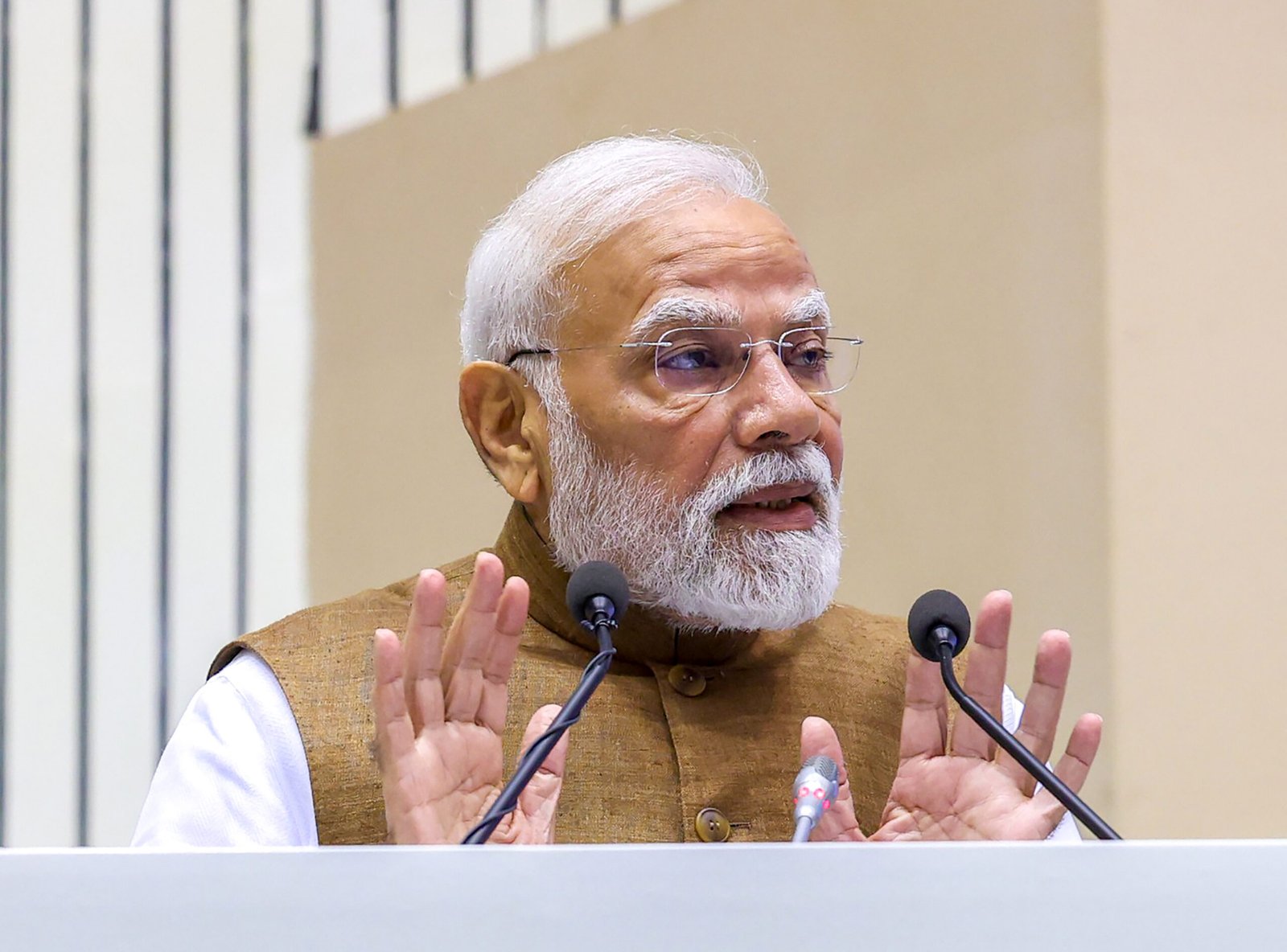 Need to explore the past through technology: PM Modi
