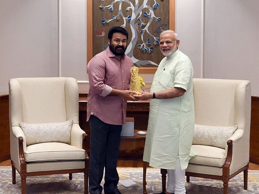 PM Modi congratulates Mohanlal on Dadasaheb Phalke Award