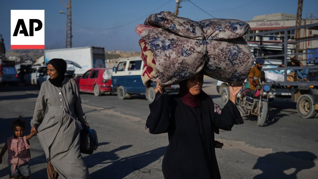 Palestinians pack up to leave Gaza City as Israel urges full evacuation (Video) 5 Palestinians pack up to leave Gaza City as Israel urges full evacuation (Video)