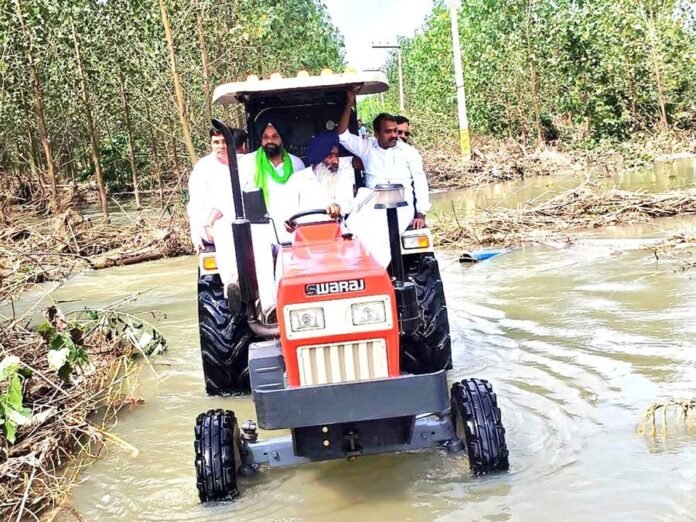 Punjab: Union Minister Murugan visits flood-affected areas in Rupnagar, assures of every possible assistance