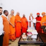 Religious seers meet HM Shah in Delhi, demand NIA probe in Dharmasthala case