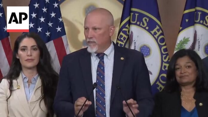 Republicans and Democrats join forces to ban Congress from trading stocks (Video)