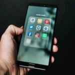 Social media platforms required to deactivate accounts of under-16s under Australian ban