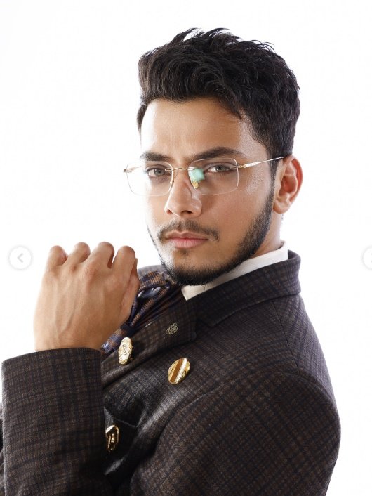 Vishal Jethwa Thrilled as 'Homebound' Heads to Toronto Film Festival After Cannes Success