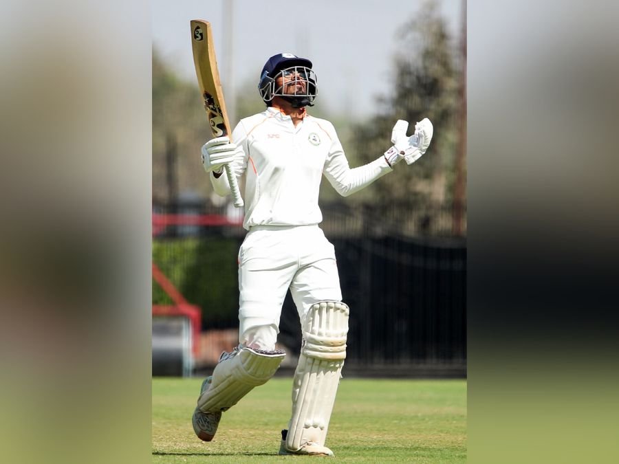 Yash Rathod's 194 puts Central Zone in driver's seat in Duleep Trophy final (Day 3, Stumps)