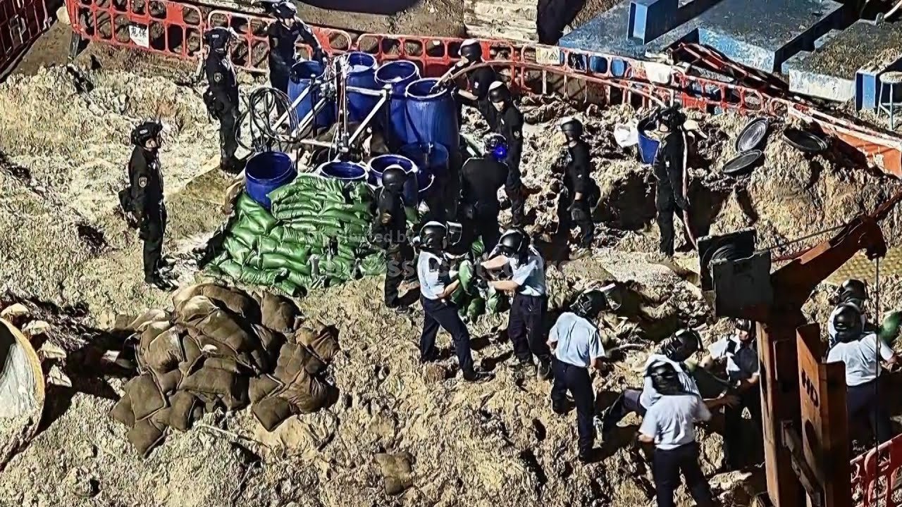 Hong Kong police defuse World War II bomb found at construction site (Video)