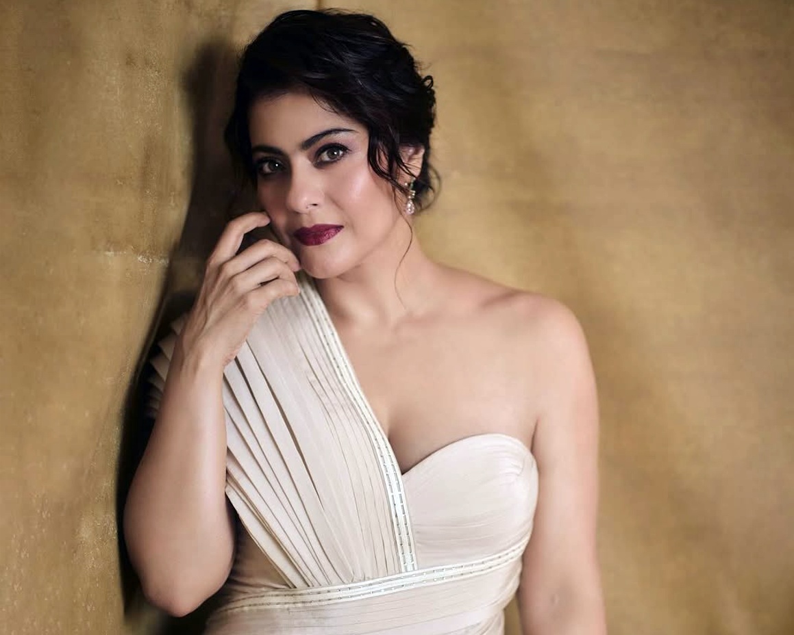 Kajol marks ‘Mahalaya’ with warm wishes as she gears up for Durga Puja