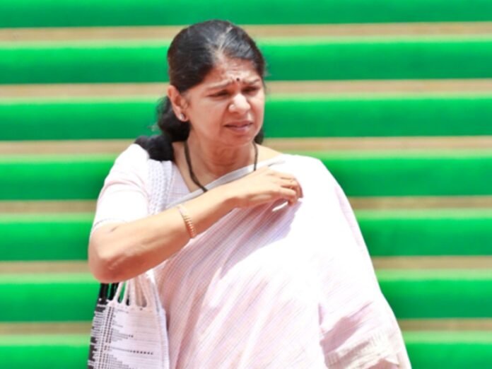 Kanimozhi accuses Palaniswami of shifting from ‘Annaism’ to 'Amit Shahism'