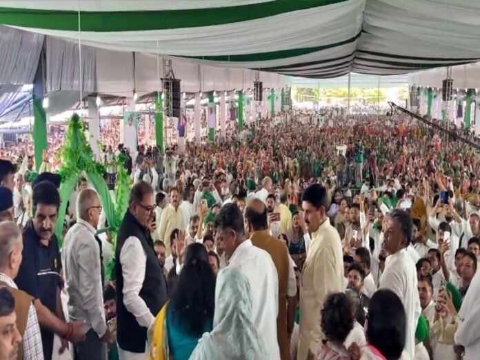 INLD rally: Akali Dal chief bats for regional parties