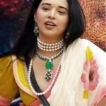 Tanya Mittal feels betrayed by good friend Mridul Tiwari after he gossips about her "ex-boyfriend", break down