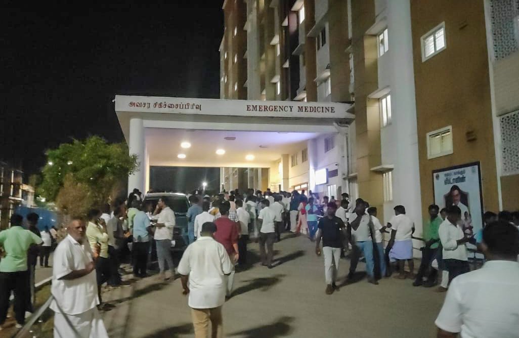 Karur tragedy: AIADMK chief meets victims’ families, seeks impartial probe