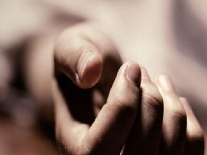 Woman found dead under mysterious circumstances in Kolkata