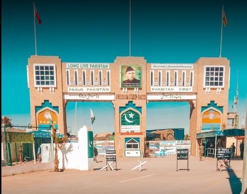 Trade between Afghanistan, Pakistan witnesses decline in first half of 2025