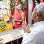 Nitish Kumar offers prayers at Patan Devi temple on Mahaashtami