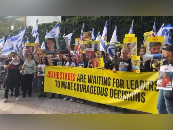 Relatives of Hamas hostages protest outside UN headquarters, demand release