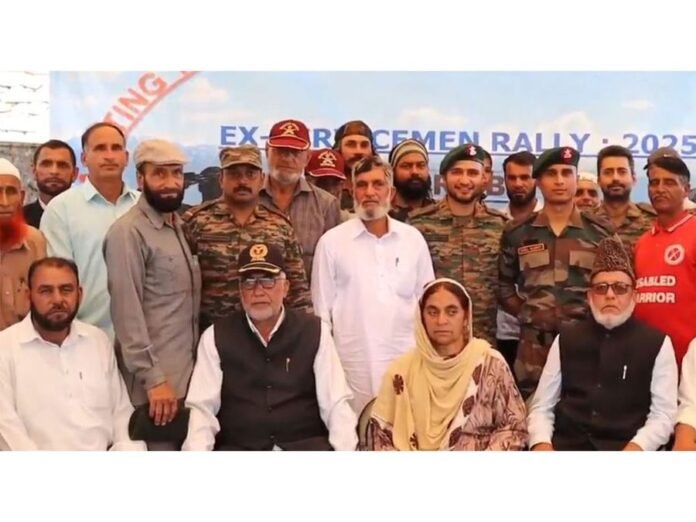 J-K: Indian Army's Romeo Force holds ex-servicemen interaction, medical camp in Poonch