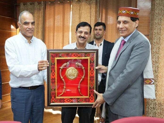 Himachal : Farewell ceremony held on retirement of Chief Secretary Prabodh Saxena