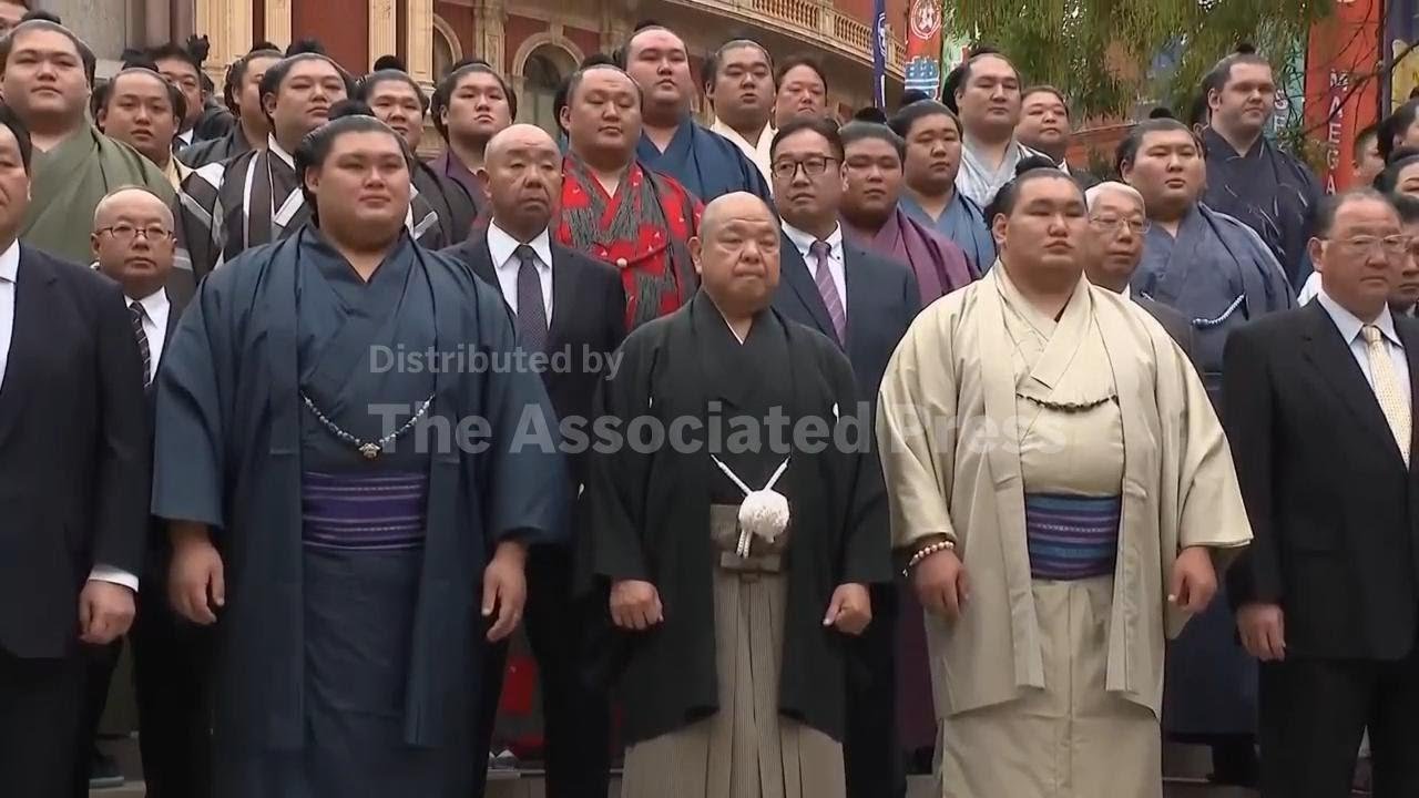 Sumo wrestlers from Japan bring 1,500 years of tradition to London's Royal Albert Hall (Video)