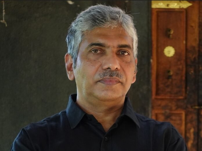 Former Kerala DGP Jacob Thomas formally joins RSS as full-time pracharak
