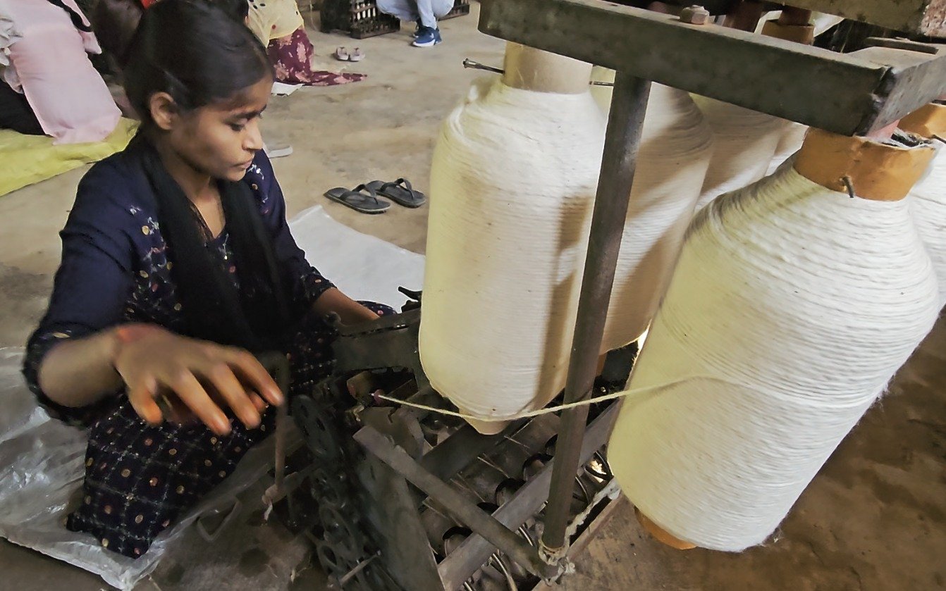 Khadi lives on: Weavers of UP’s Mahoba carry forward Gandhi’s vision