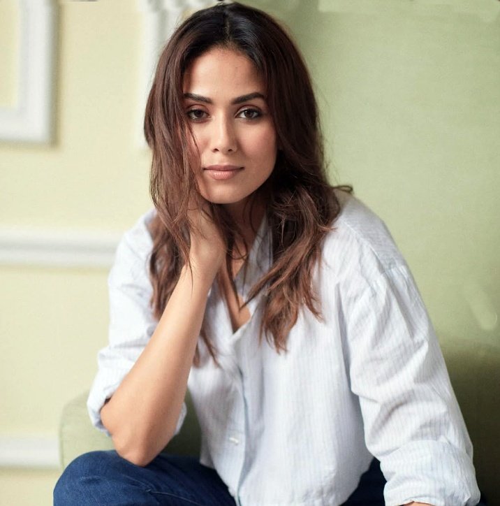 Mira Rajput lauds BIL Ishaan Khatter for his performance in “Homebound”