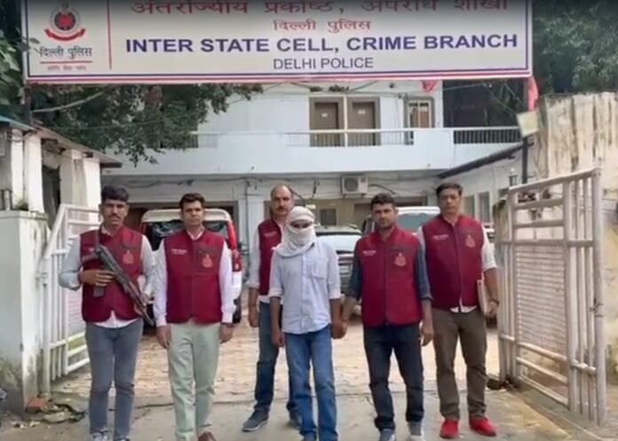 Murder convict, who jumped parole, arrested in Delhi's Anand Vihar Murder convict, who jumped parole, arrested in Delhi's Anand Vihar