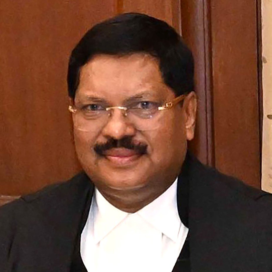Object-throwing attempt: CJI Gavai declines action, SC bar body urges contempt proceedings