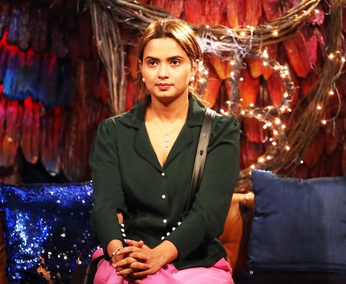 ‘Bigg Boss 19’: Neelam Giri tells Farrhana Bhatt ‘main teri naukar nahi hu’