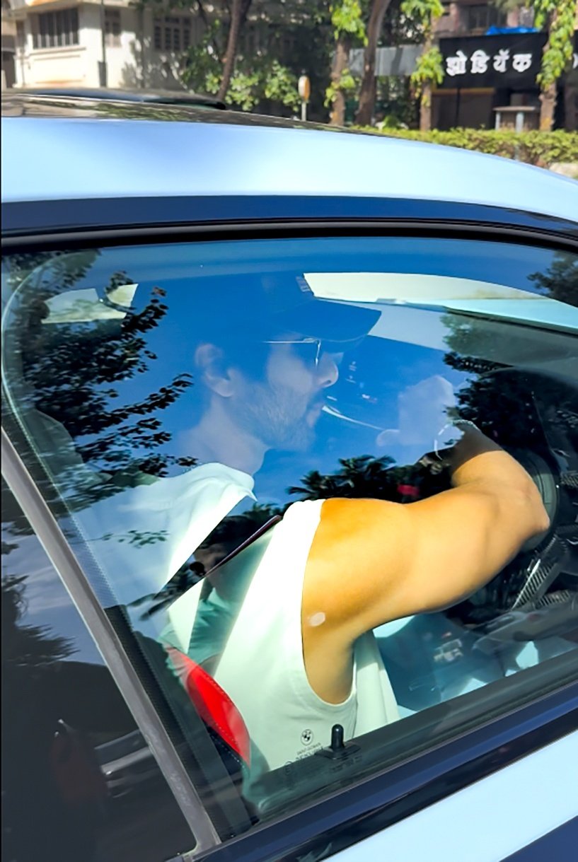 Shahid Kapoor drives around in his swanky 6 cylinder BMW M2