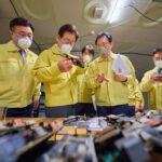 South Korean President Lee visits fire-damaged state data centre