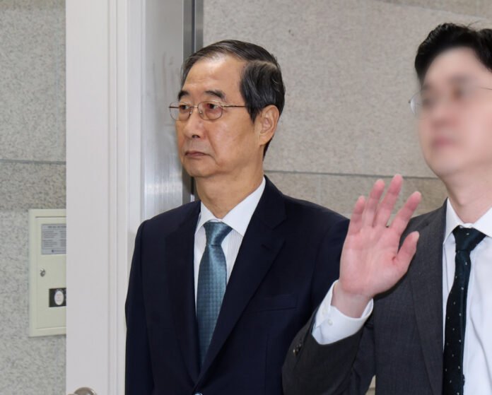 South Korean court allows broadcast of CCTV footage showing ex-PM Han at presidential office