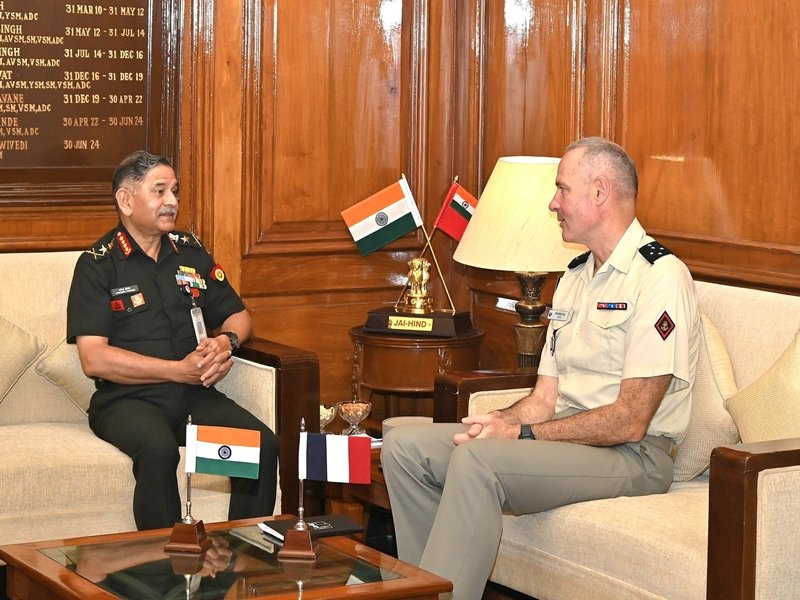 Army Chief Upendra Dwivedi meets French counterpart General Pierre Schill