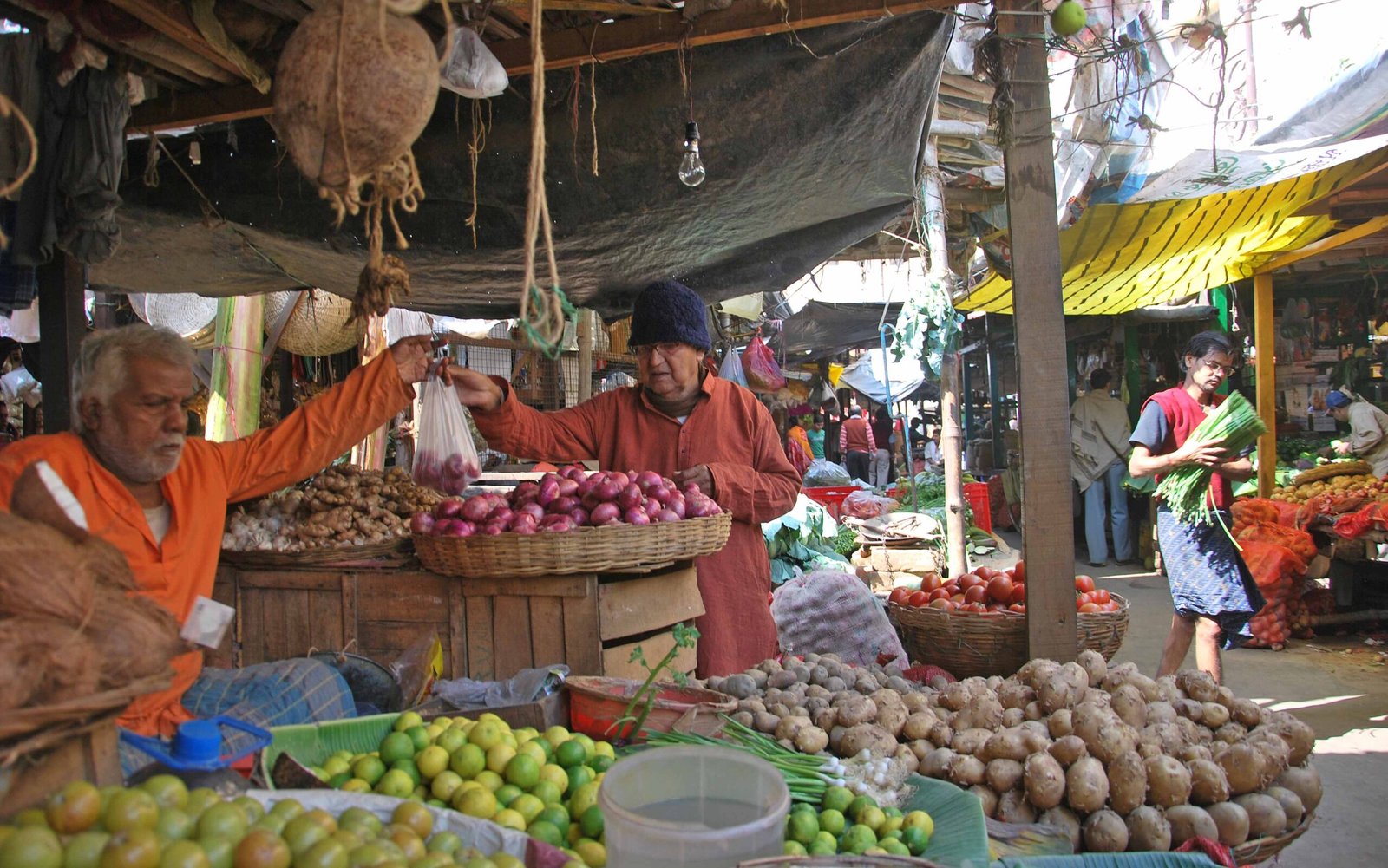 Business boom: Trade estimated to touch Rs 7.58 lakh crore, says BUVM