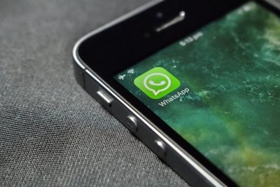 WhatsApp tests monthly message limit to reduce spam